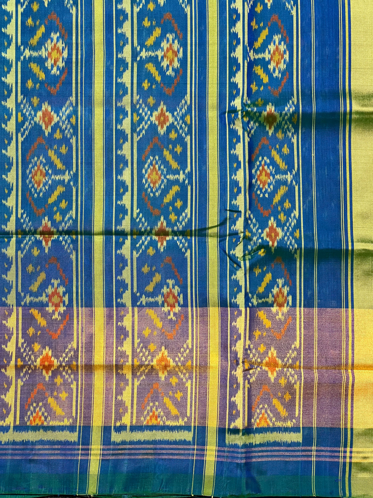 Royal Blue Pan-Chanda Traditional Design Handwoven Patola Silk Saree