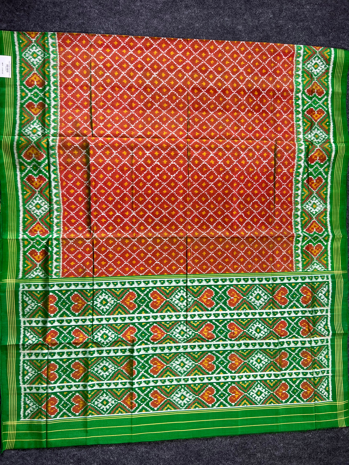 Buttonful Traditional Design Handwoven Patola Silk Saree