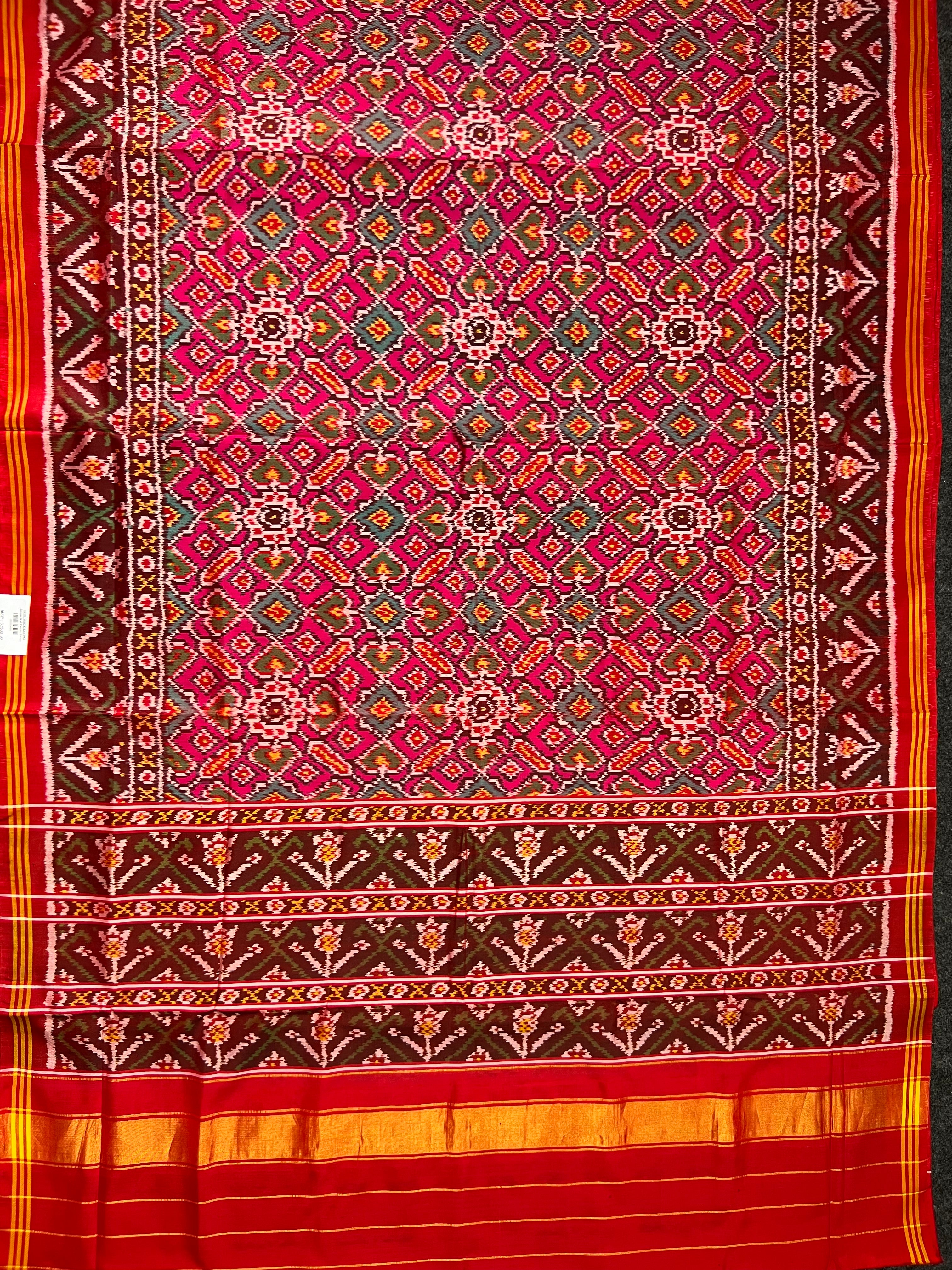 Manekchowk Traditional Design Handwoven Patola Silk Saree Secondary image