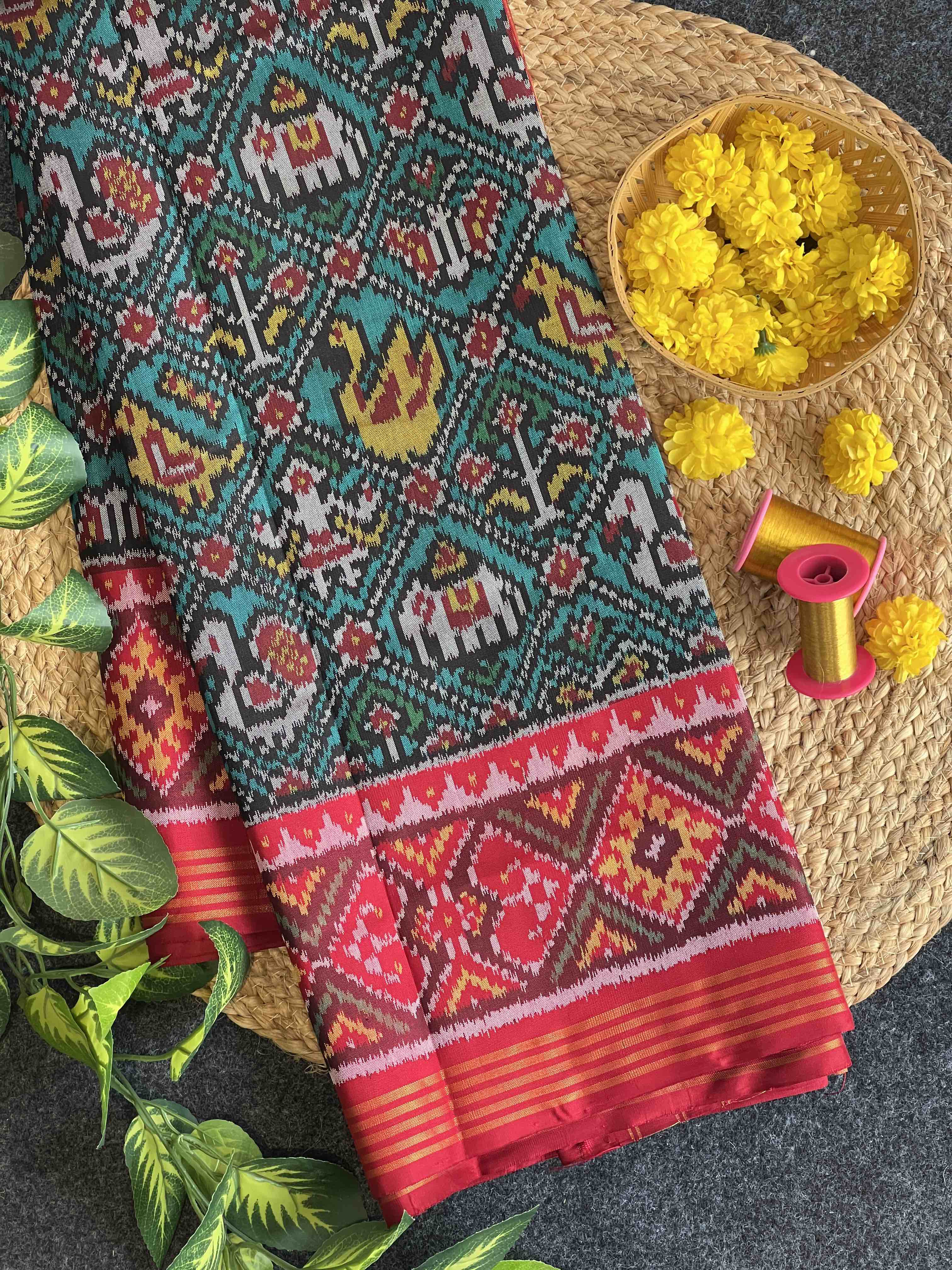 Handwoven Patola Silk Saree Narikunjan Design