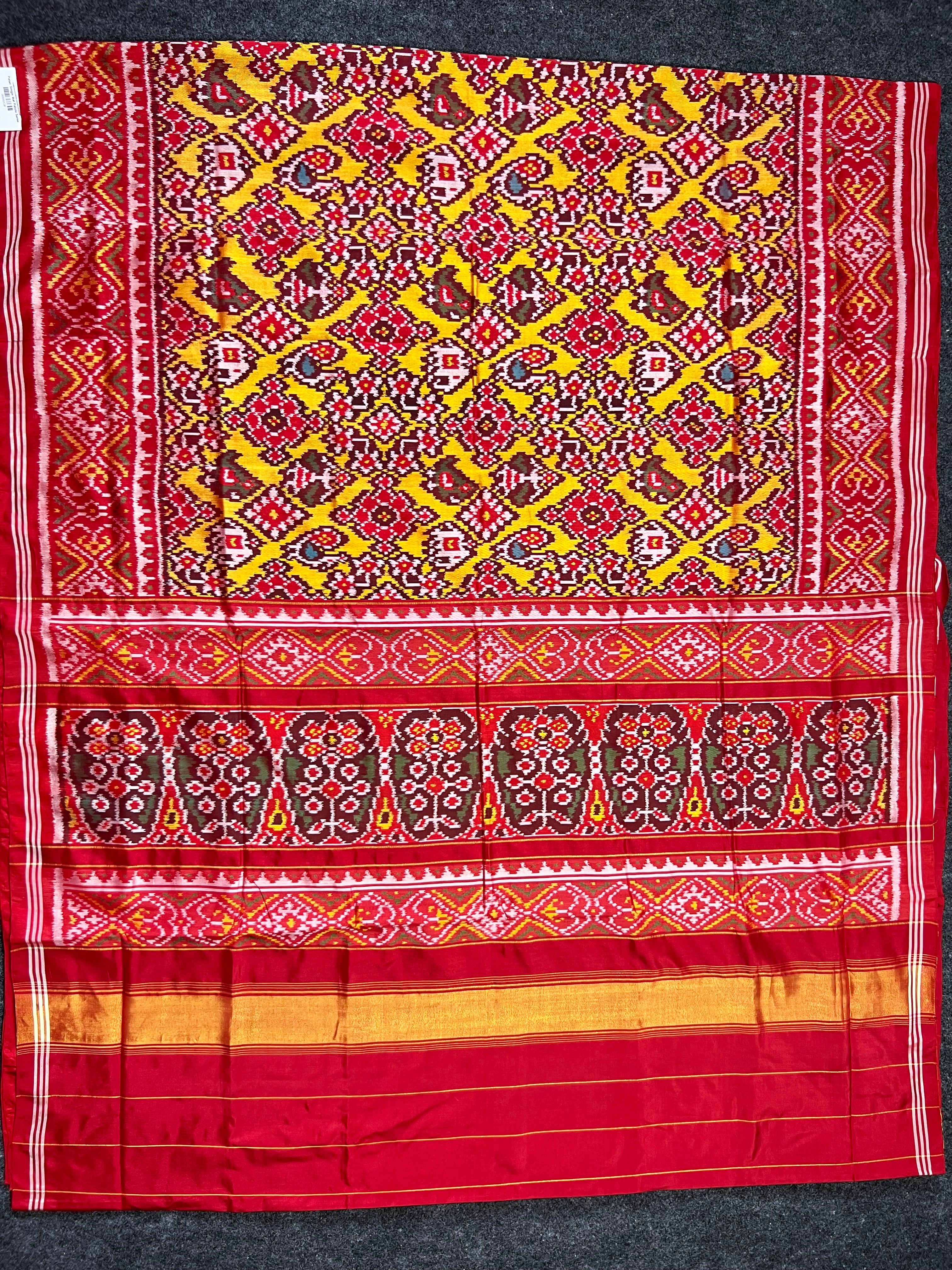 Fusion Traditional Design Handwoven Patola Silk Saree Secondary image