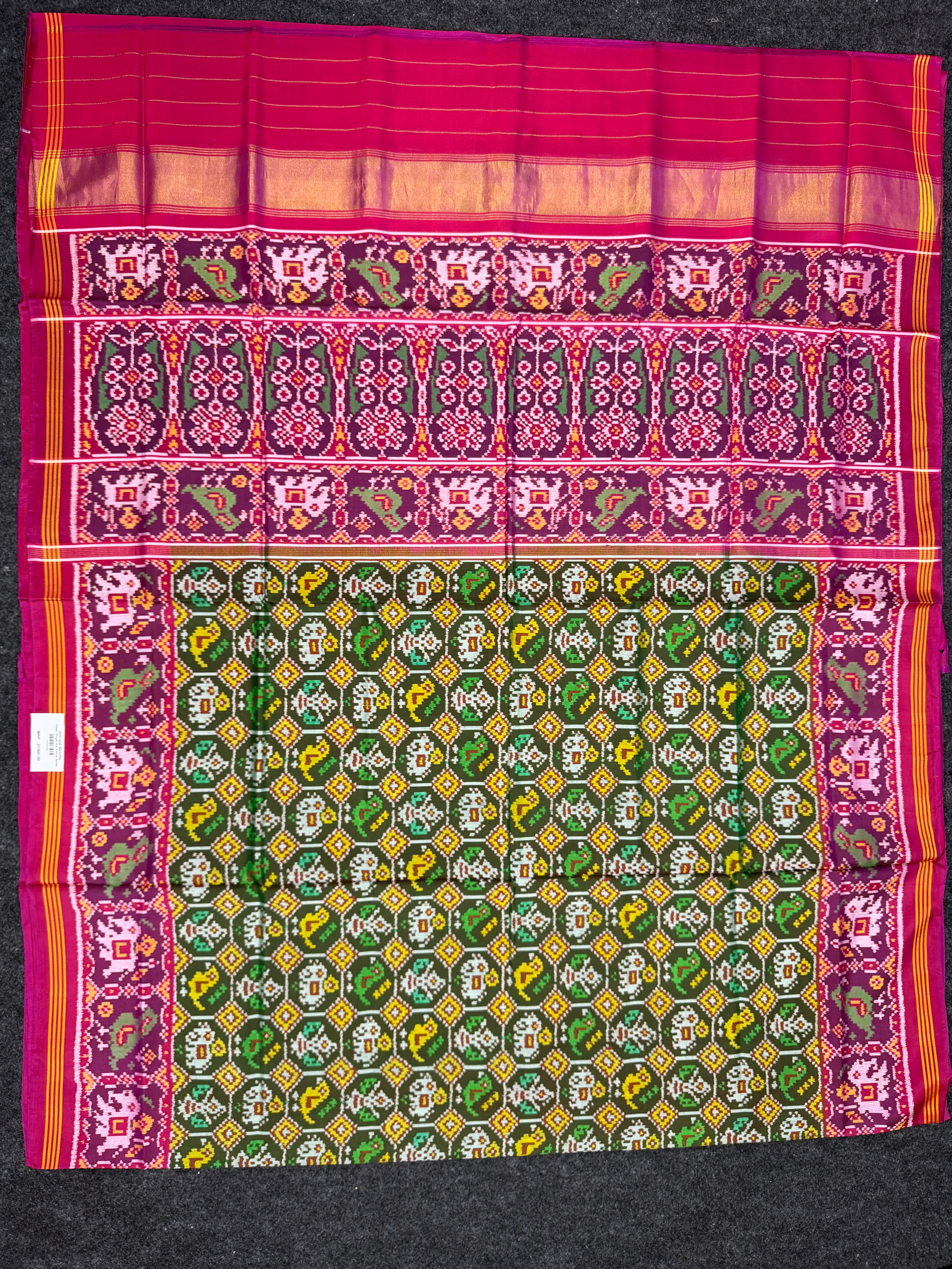 Handwoven Patola Silk Saree Narikunjan Secondary image