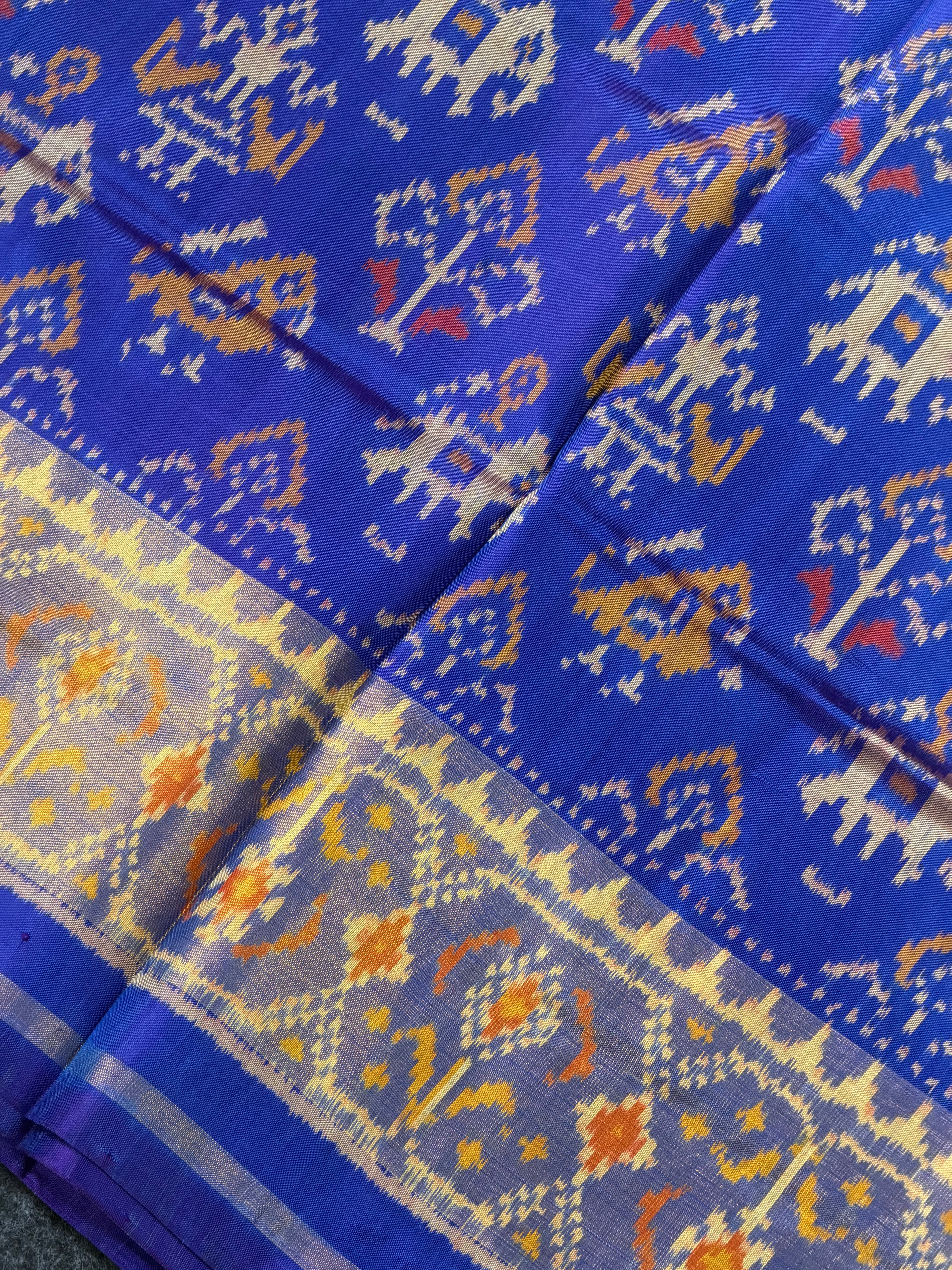Narikunj Traditional Design Handwoven Patola Silk Saree