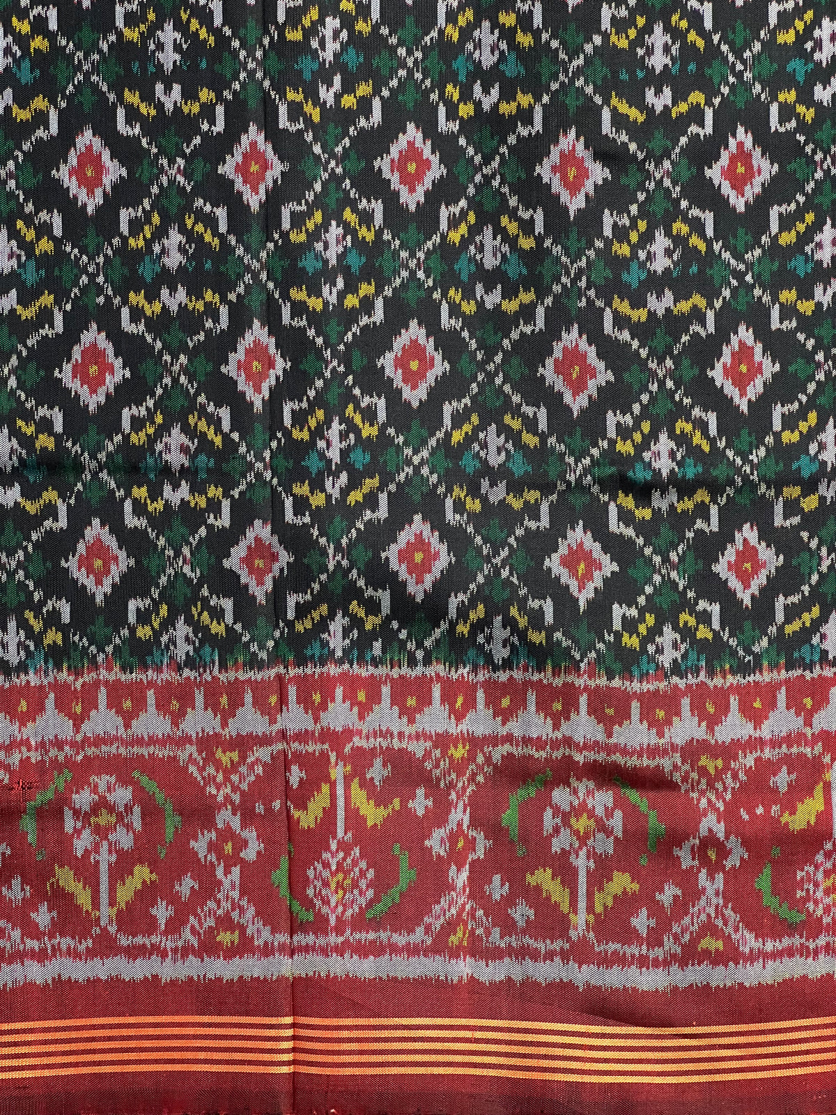 Traditional Design Handwoven Patola Silk Saree