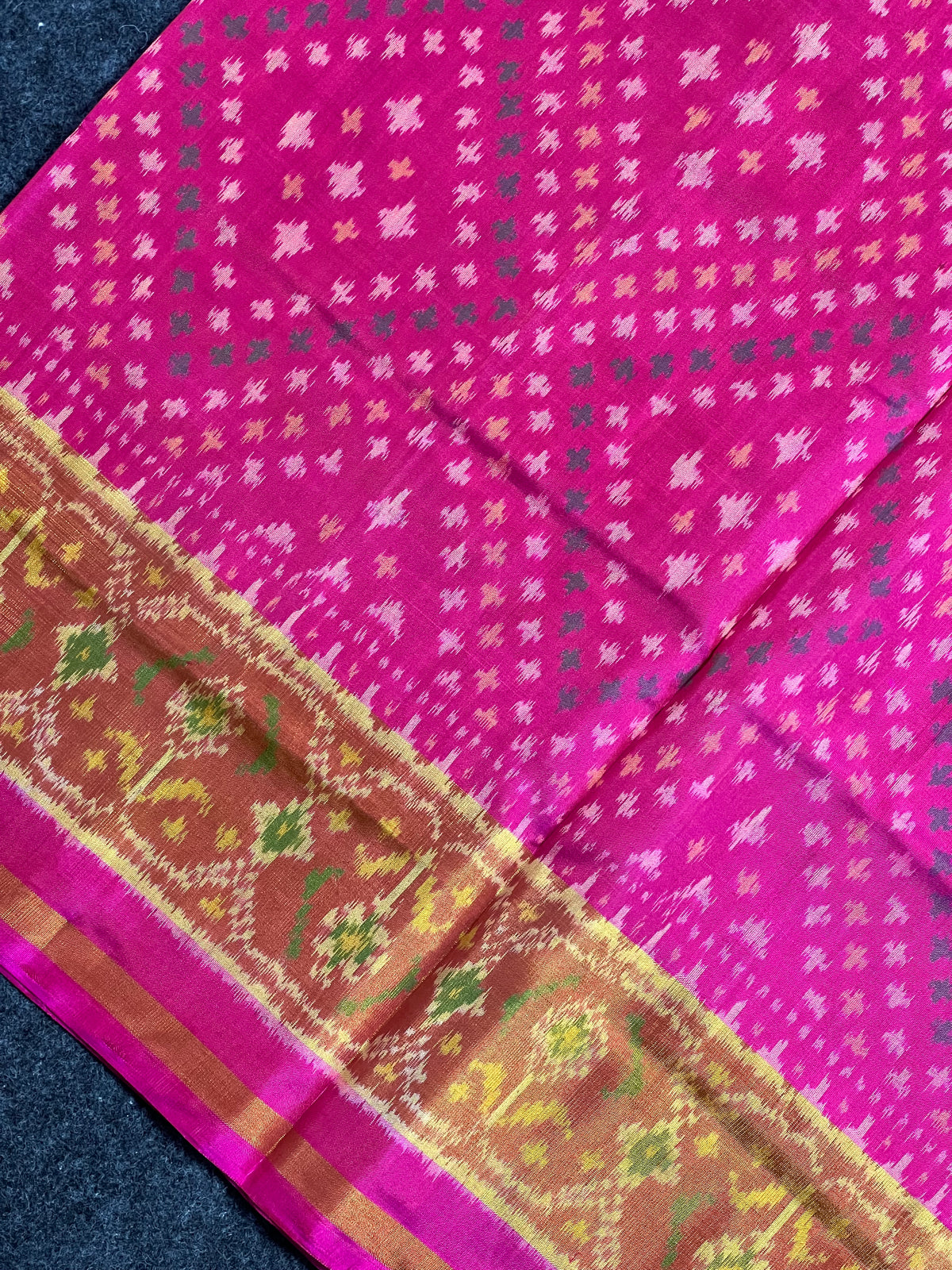 Pink Bandhni Design Handwoven Patola Silk Saree