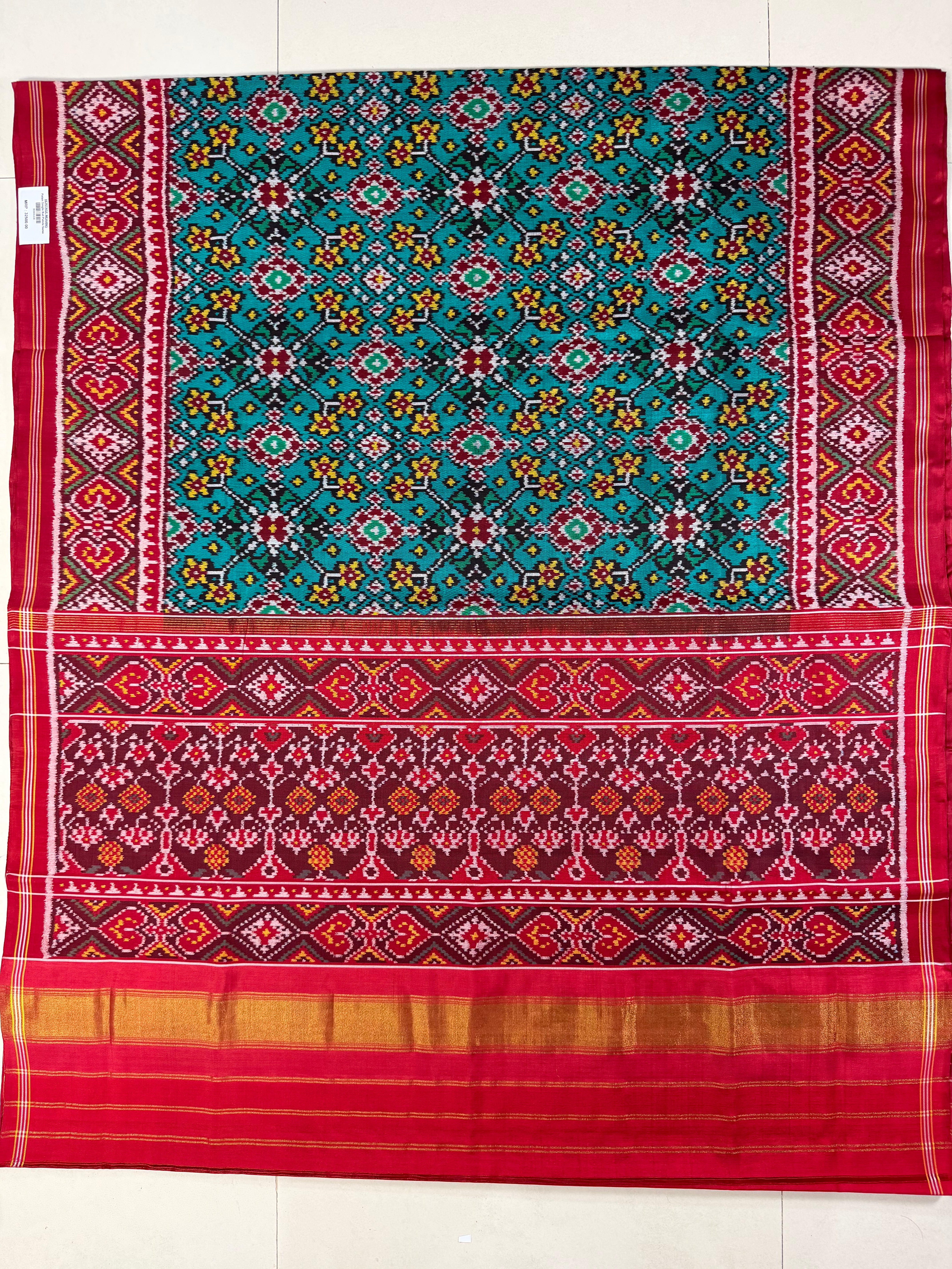 RamaGreen Navratna Design Handwoven Patola Silk Saree Secondary image