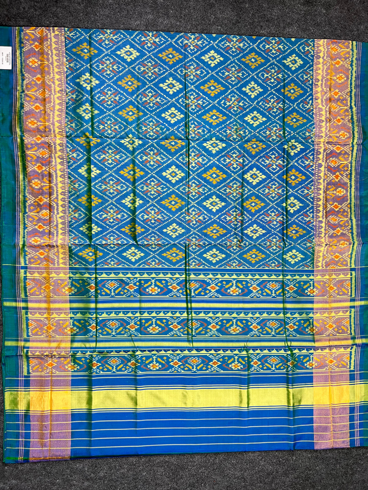 Pan Chanda Traditional Design Handwoven Patola Silk Saree