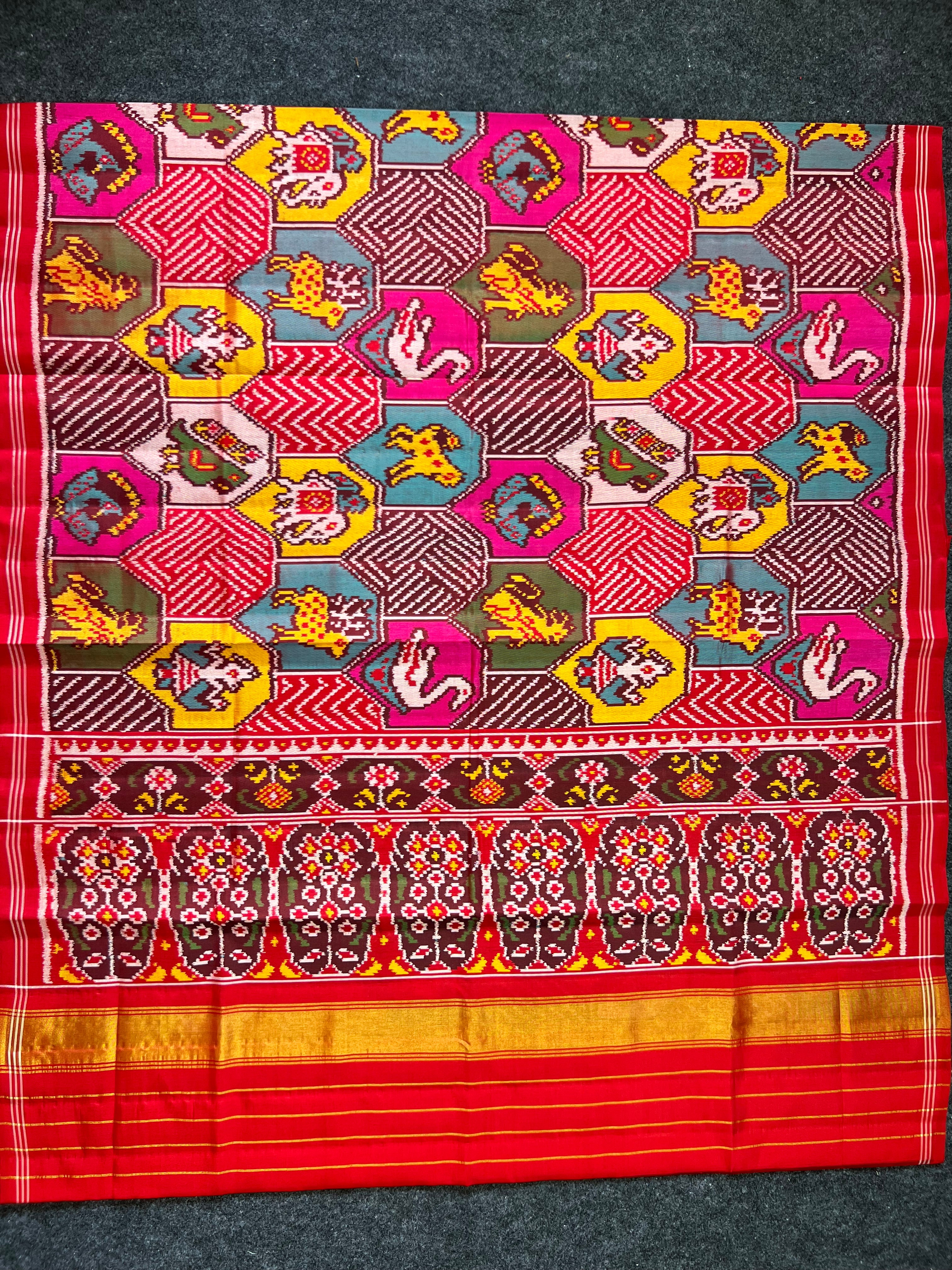 Exclusive Motifs Design Handwoven Patola Silk Saree