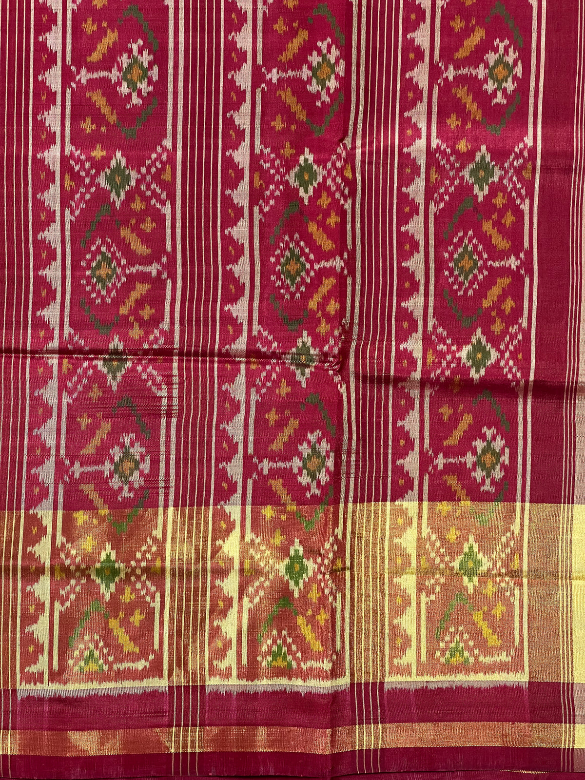 Manekchowk Traditional Design Handwoven Patola Silk Saree
