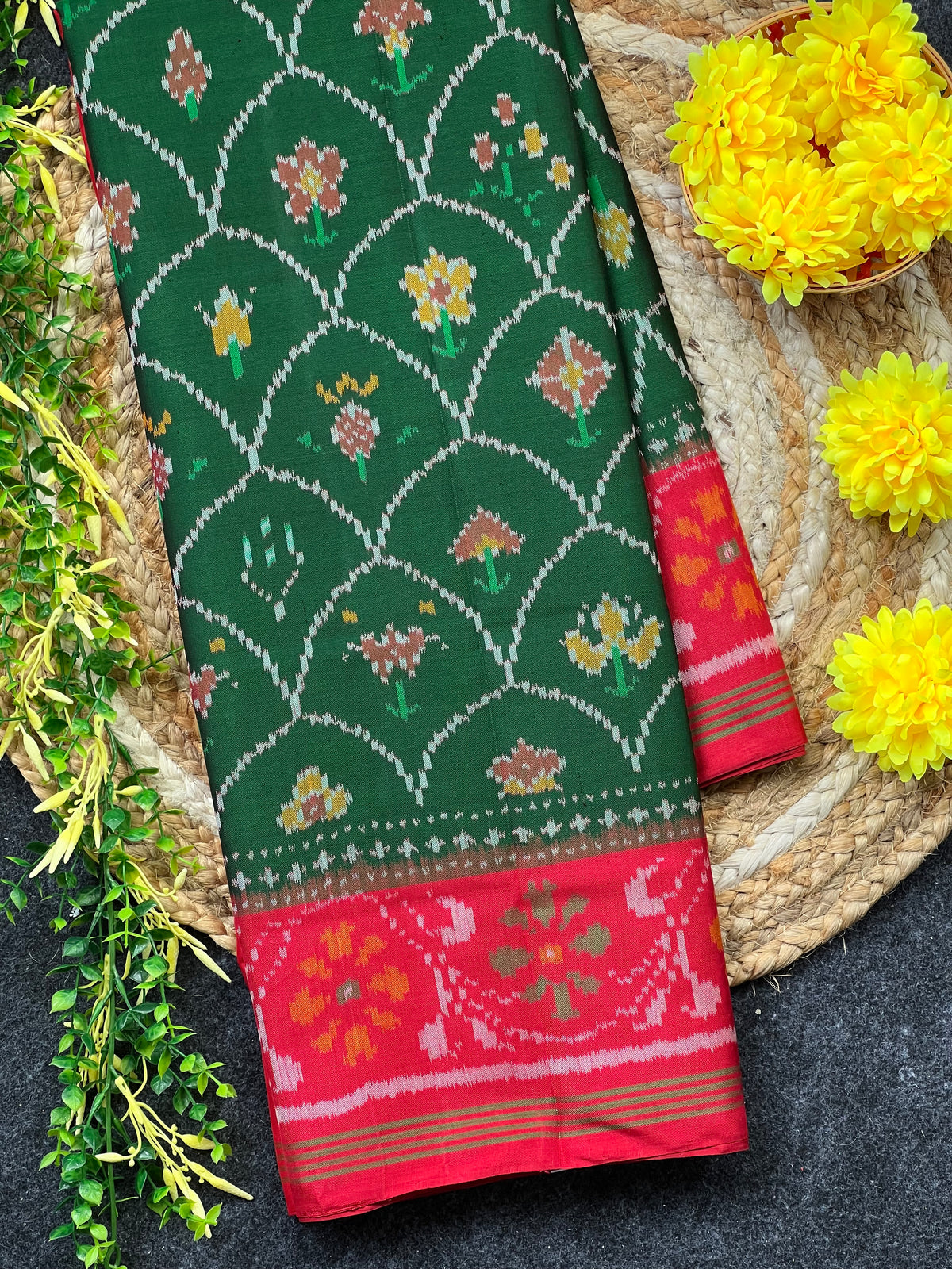 Red-Green Fancy Design Handwoven Patola Silk Saree Main image