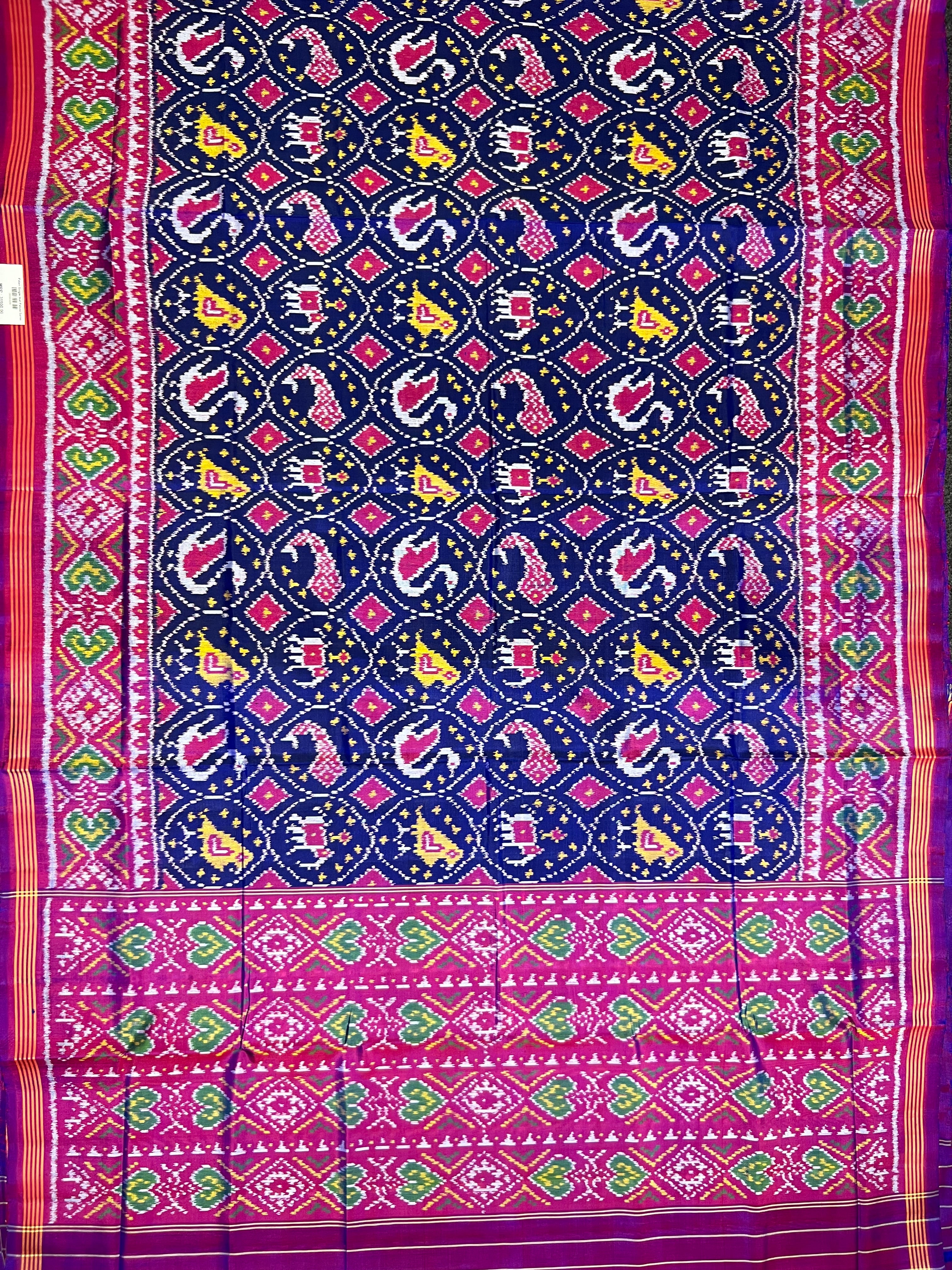 Motif Design Handwoven Patola Silk Saree Secondary image