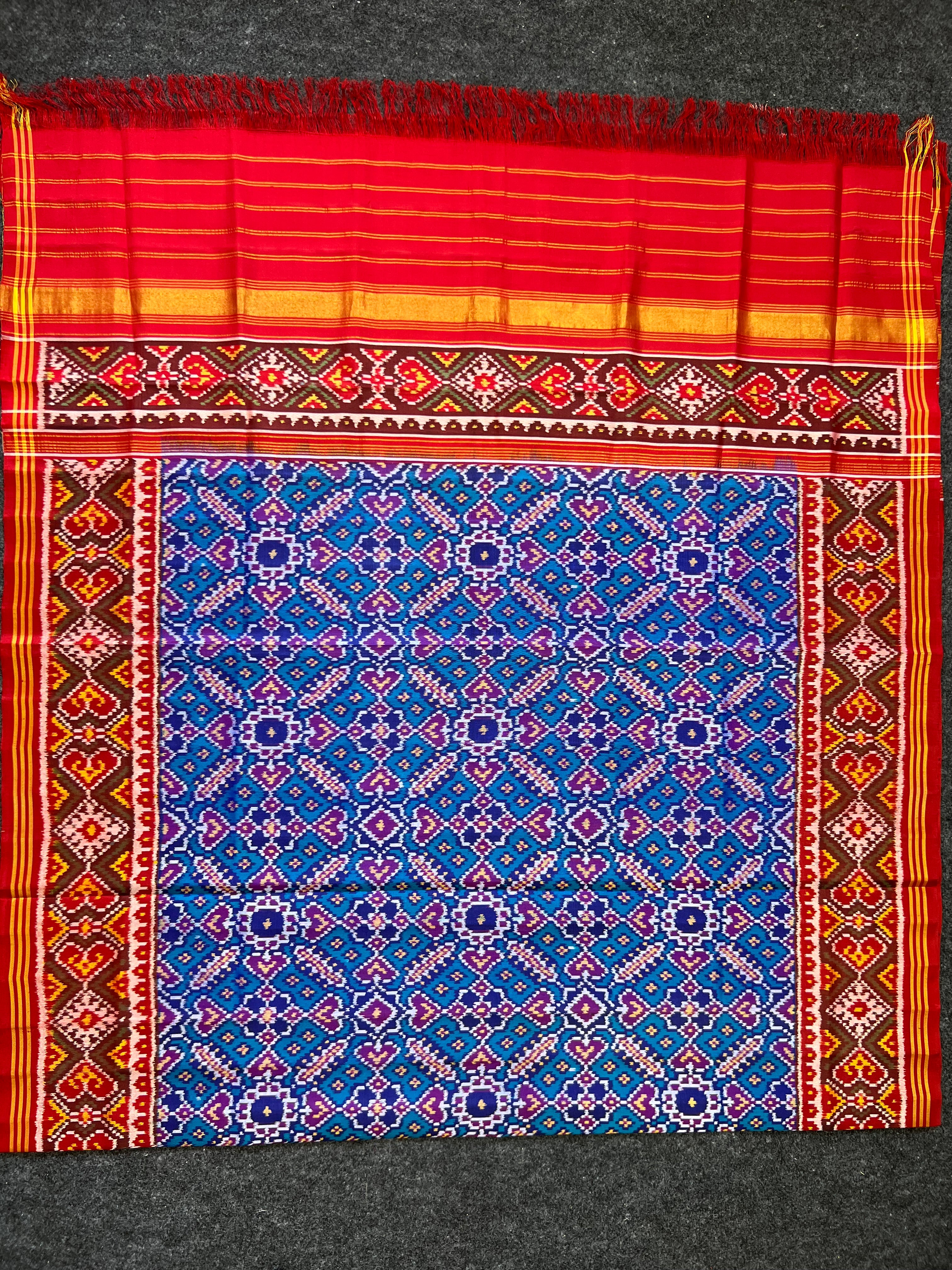 Manekchowk Traditional Design Handwoven Patola Dupatta
