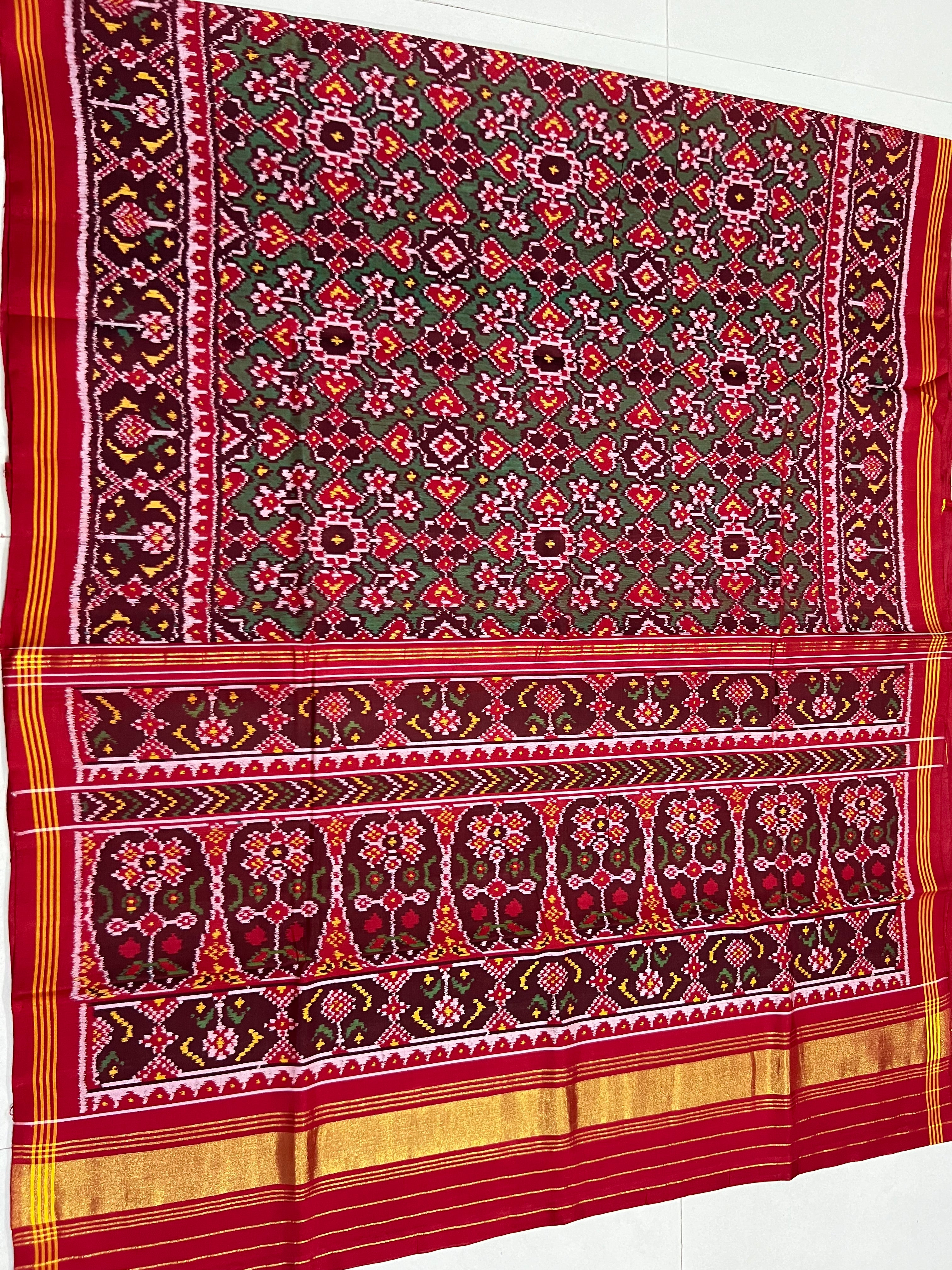 Navratna-Manekchowk Design Handwoven Patola Silk Saree Secondary image