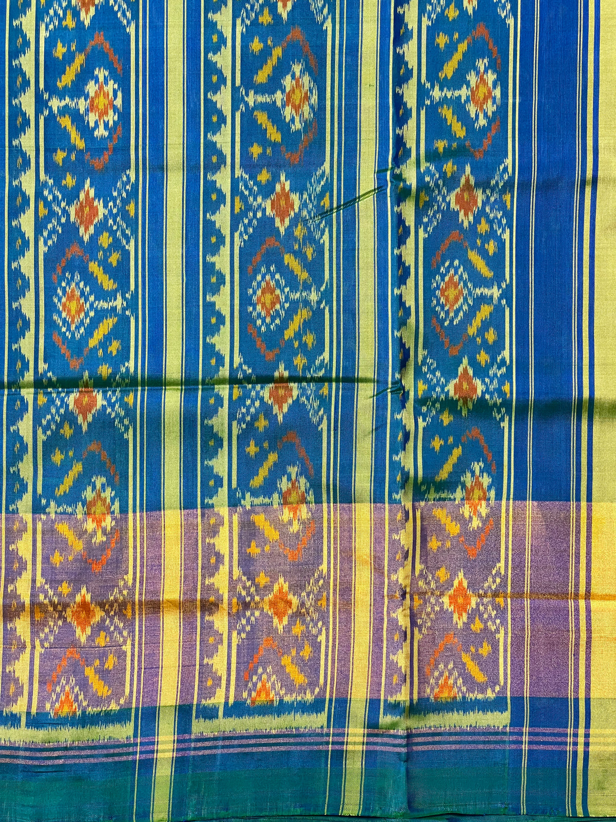 Pan Chanda Traditional Design Handwoven Patola Silk Saree