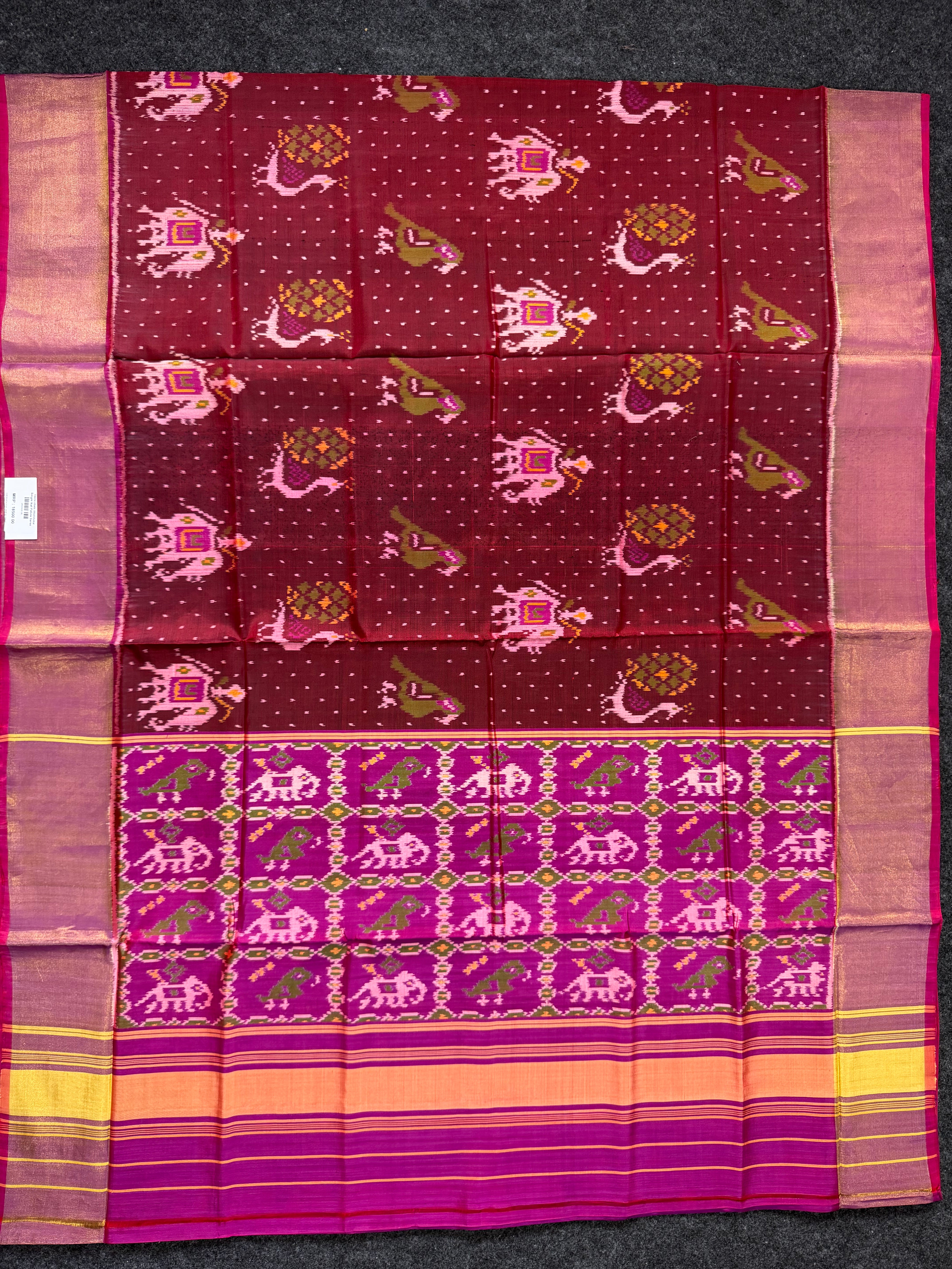 Motifs Design Handwoven Patola Silk Saree Secondary image