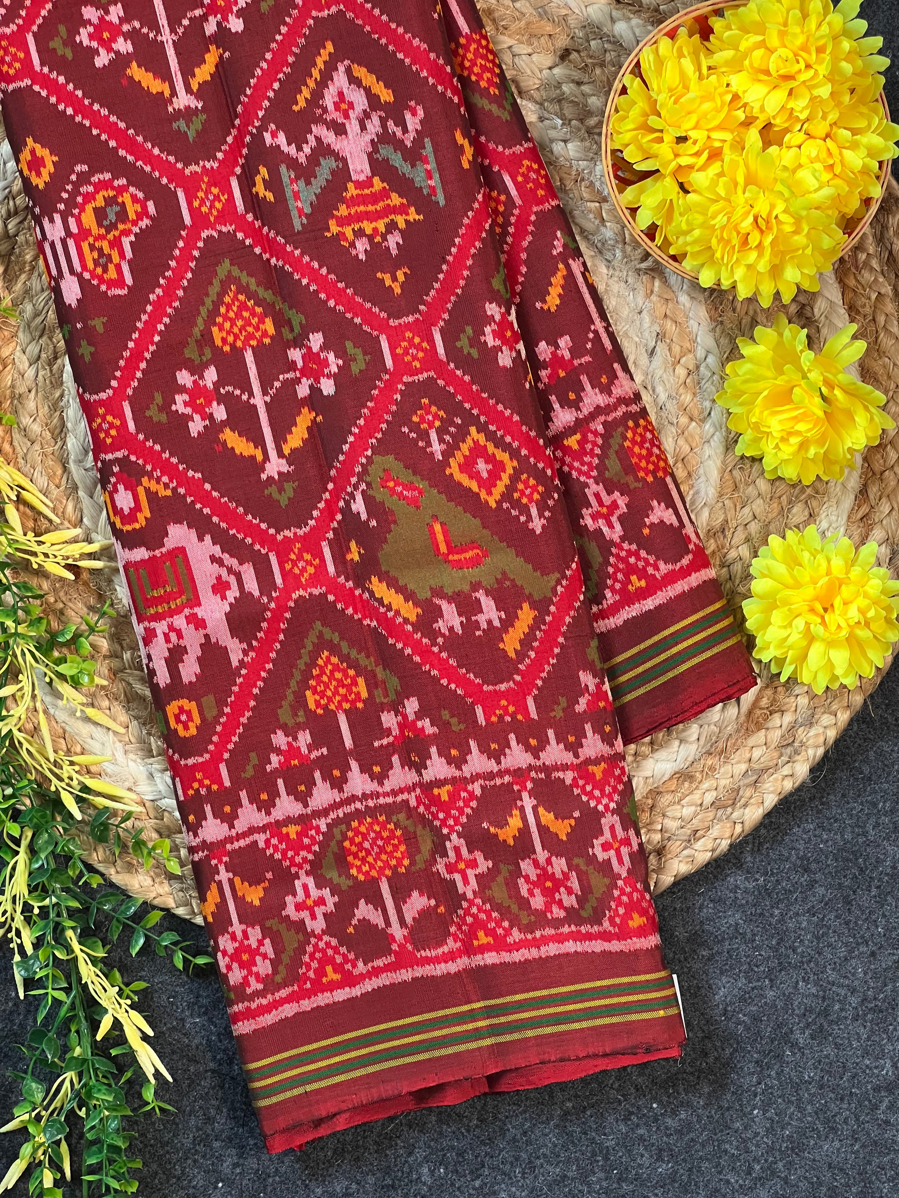 Handwoven Patola Silk Saree Adtala Design Main image