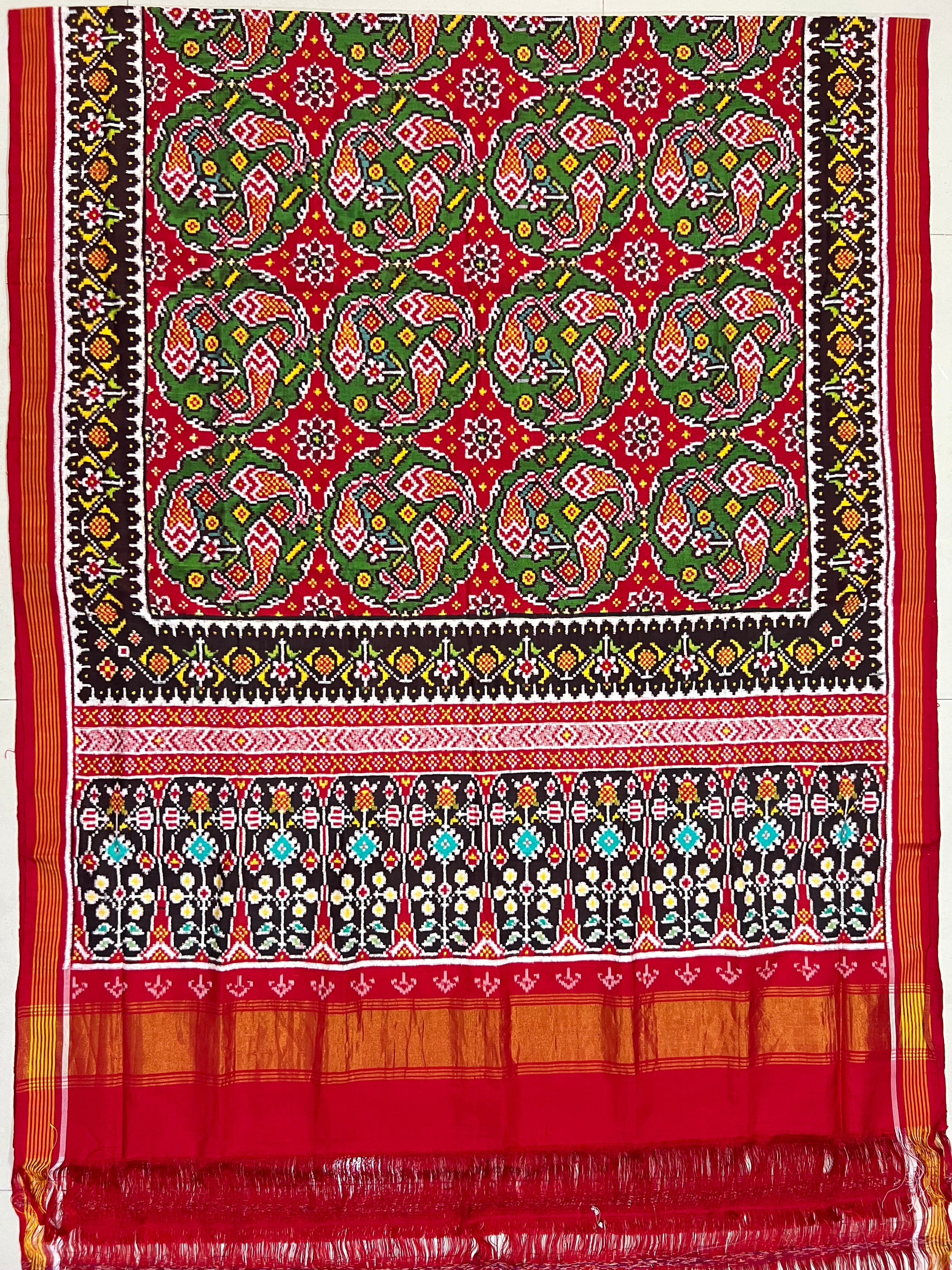Fish Design Handwoven Double Ikat Patola Silk Saree