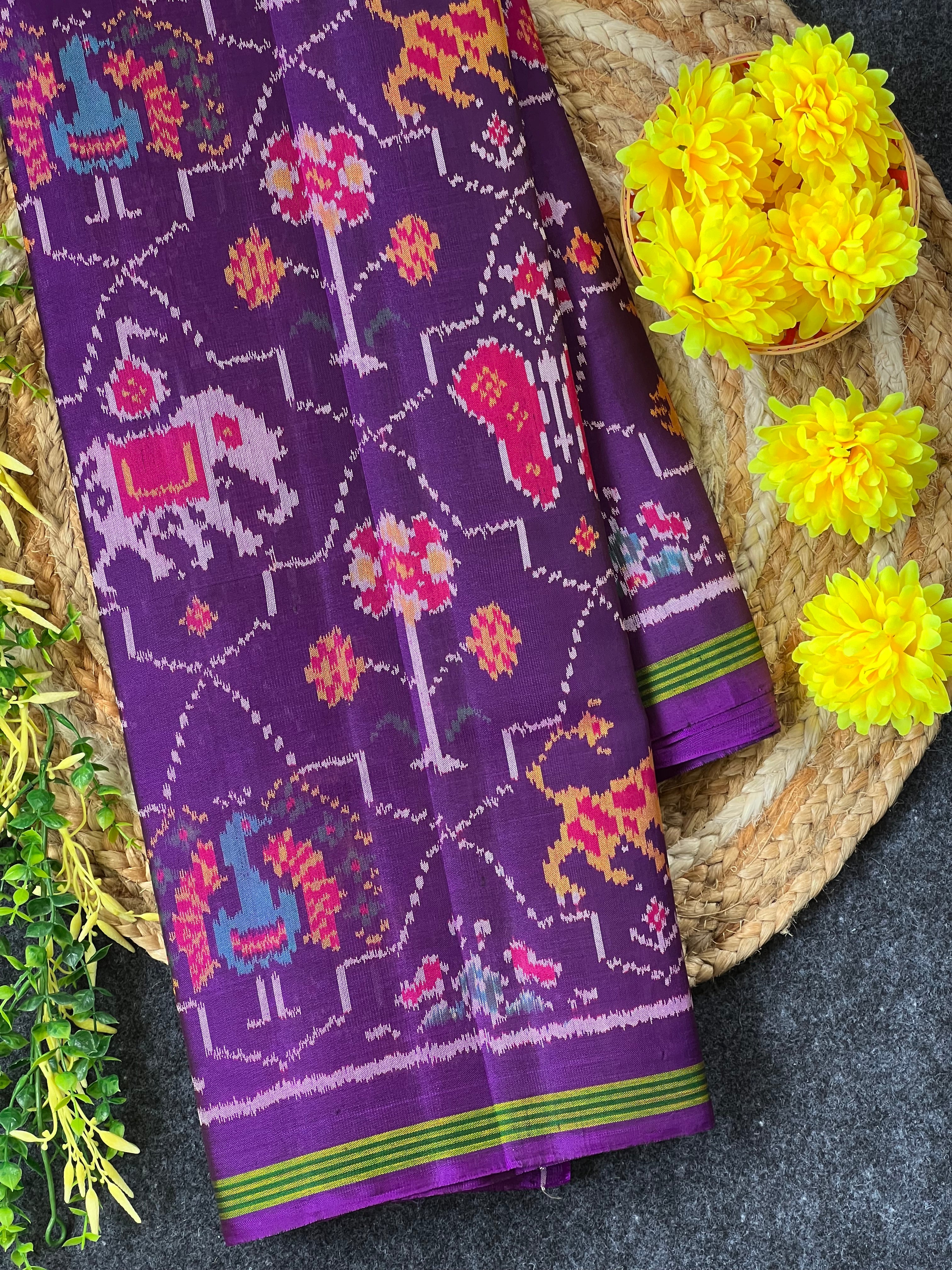 Six Motifs Design Handwoven Patola Silk Saree