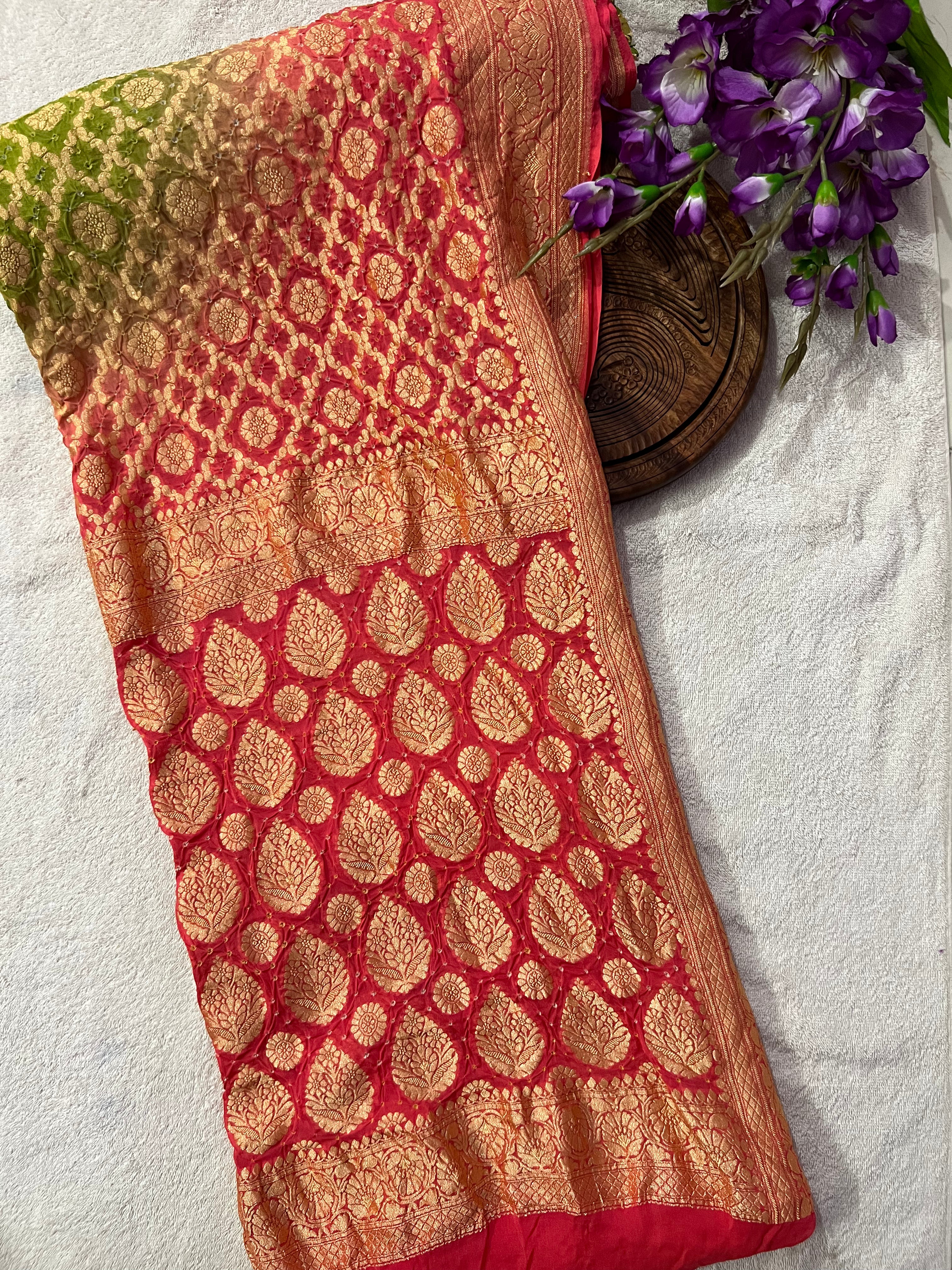 Georgette Bandhej Saree Main image