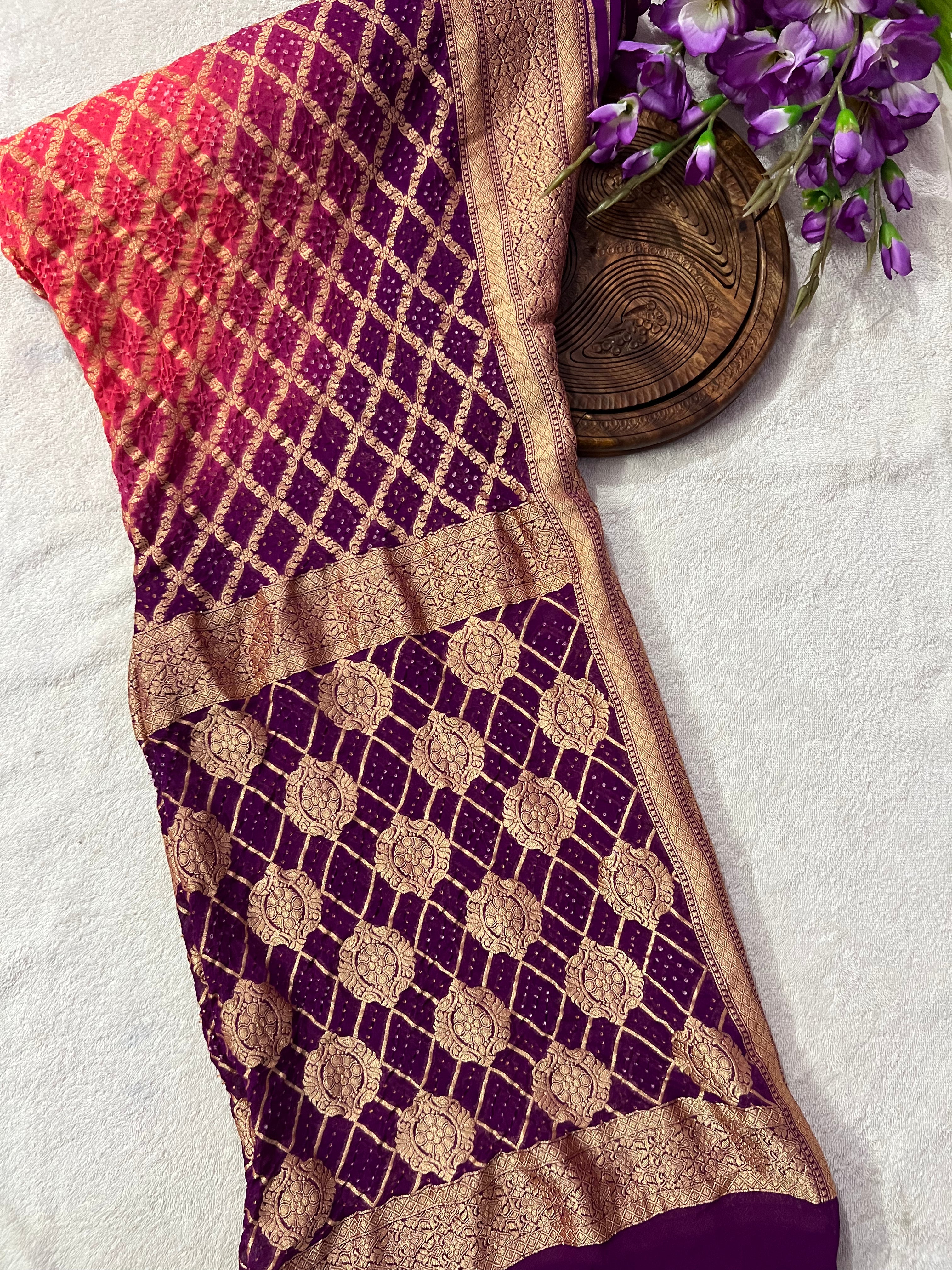 Georgette Bandhej Saree Main image