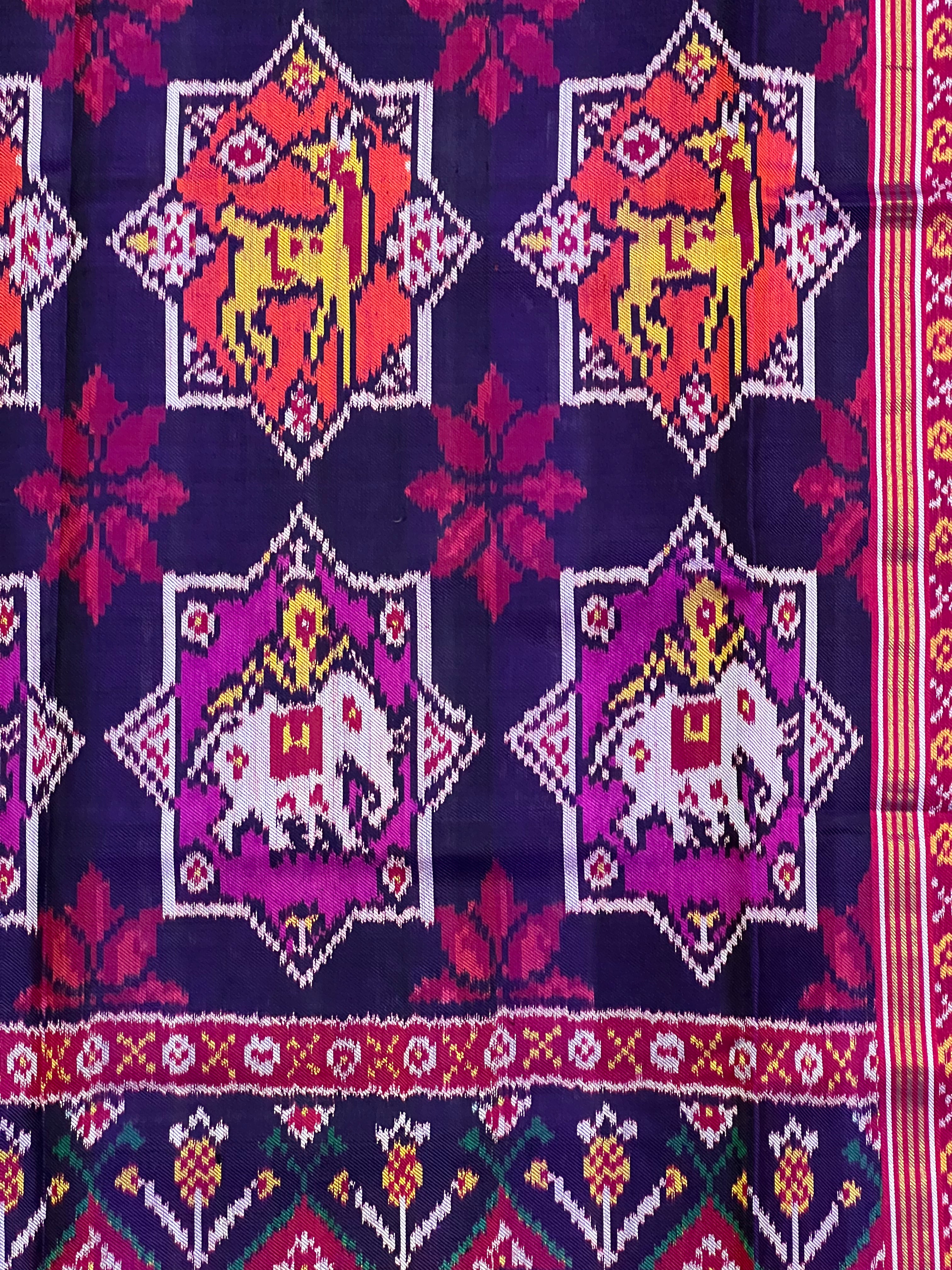 Handwoven Patola Silk Saree Twill Weaving  Star Motif